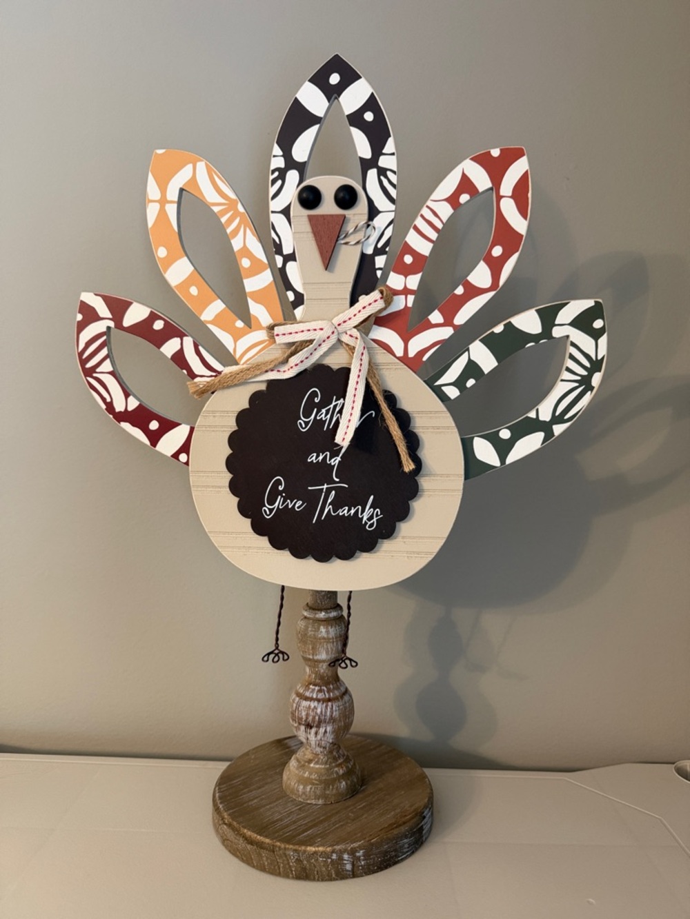 Glory Haus Wooden Holiday Decor 5 count holiday toppers and stand - Picture 3 of 9